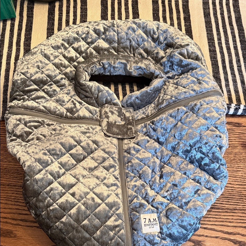 7 A.M. Enfant Car Seat Cocoon - Picture 6 of 6
